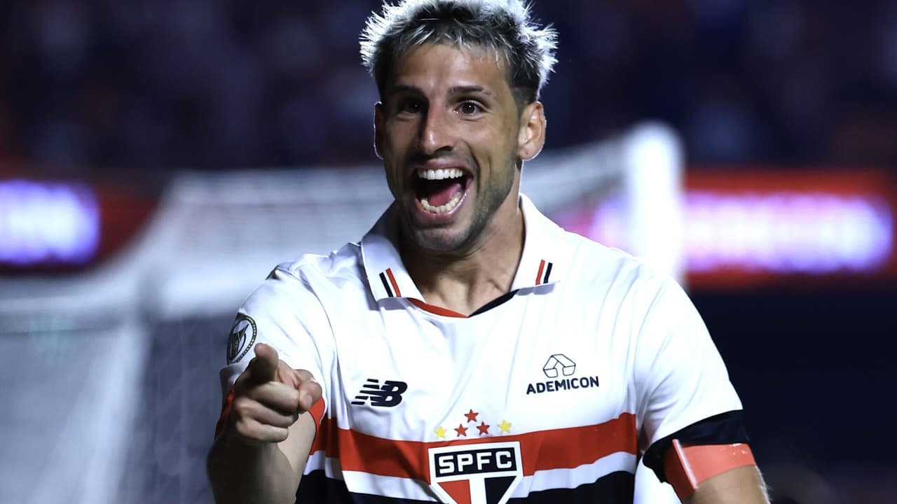 Calleri marcou e bateu recorde pelo São Paulo no Brasileirão