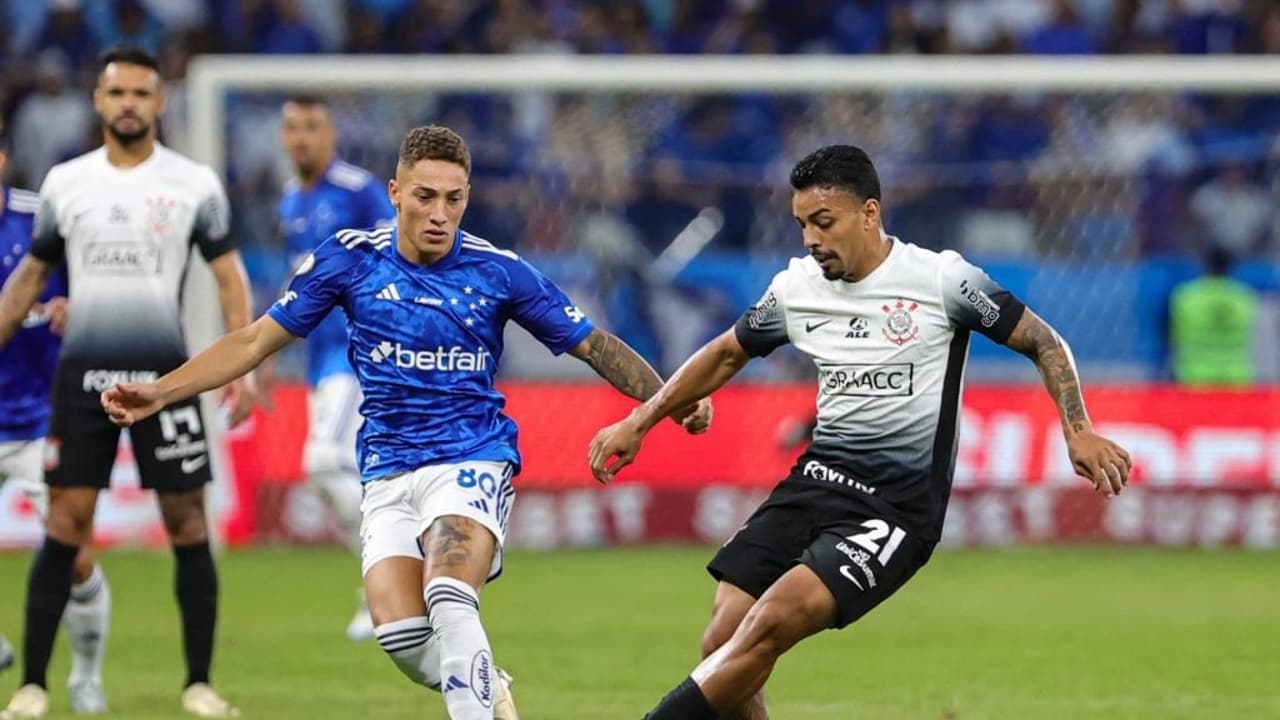 Corinthians x Cruzeiro: entenda por que o jogo do Brasileirão será às 11h