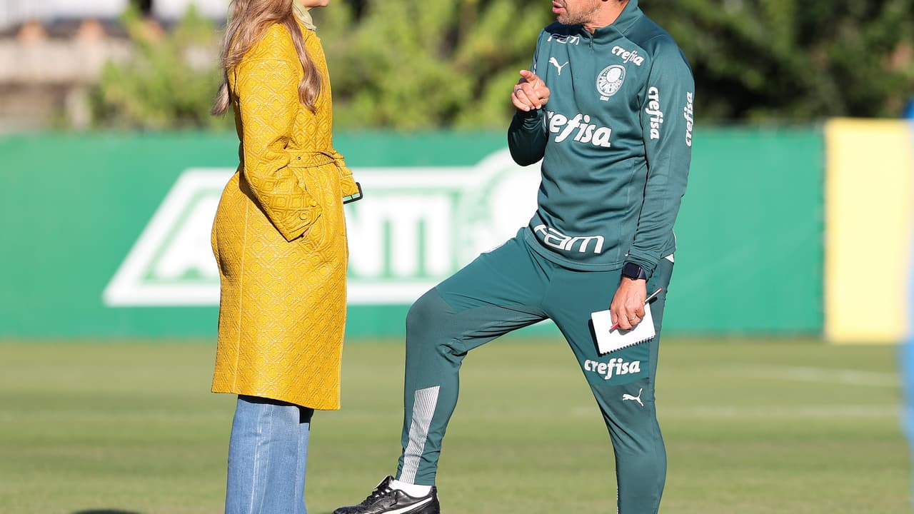 ‘Espero que os dirigentes do Palmeiras sintam o fracasso que eles cometem’, dispara jornalista durante transmissão