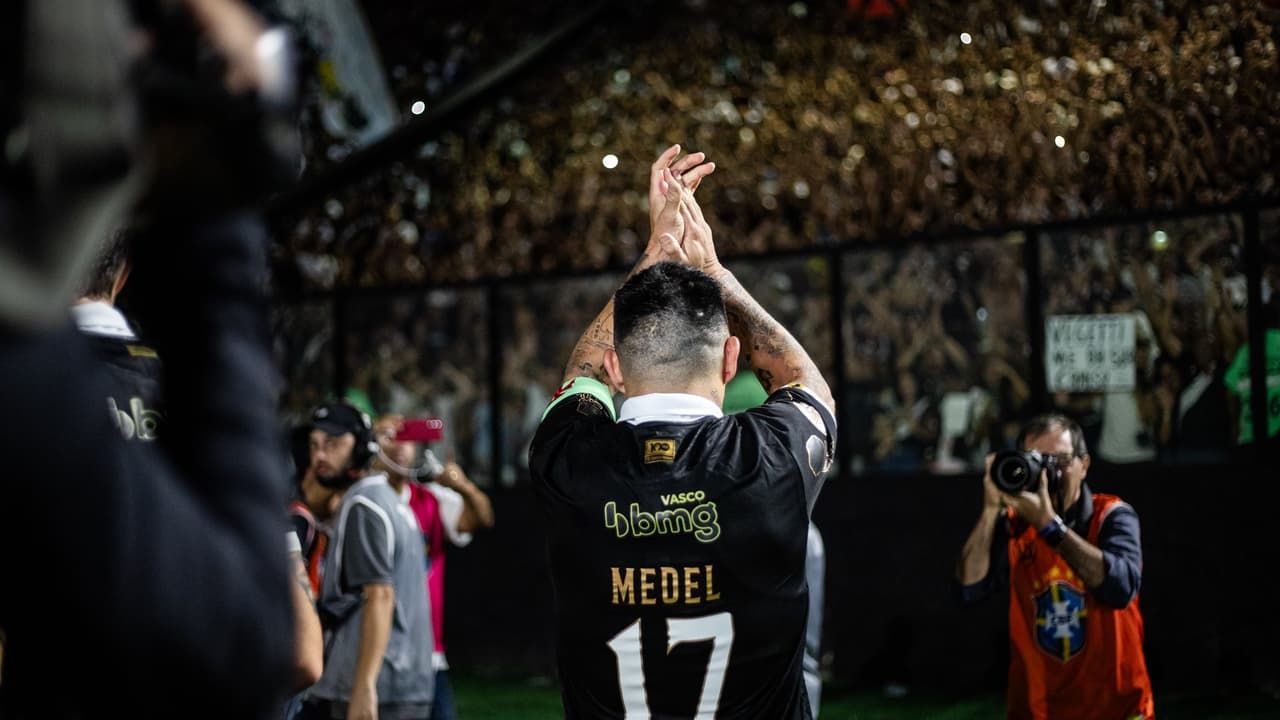 Medel deixa o Vasco: reviva sua passagem pelo clube chileno em cinco cenas