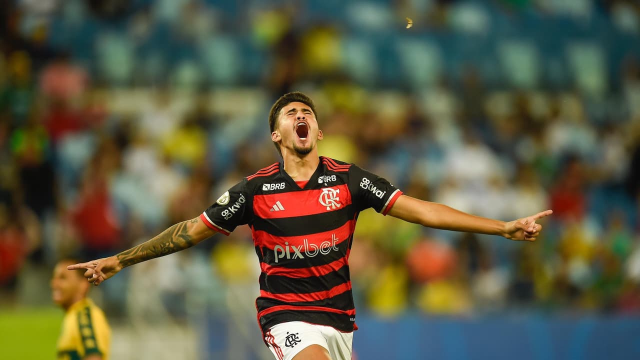 Filipe Luís revela mentalidade e cobra postura dos jogadores do Flamengo