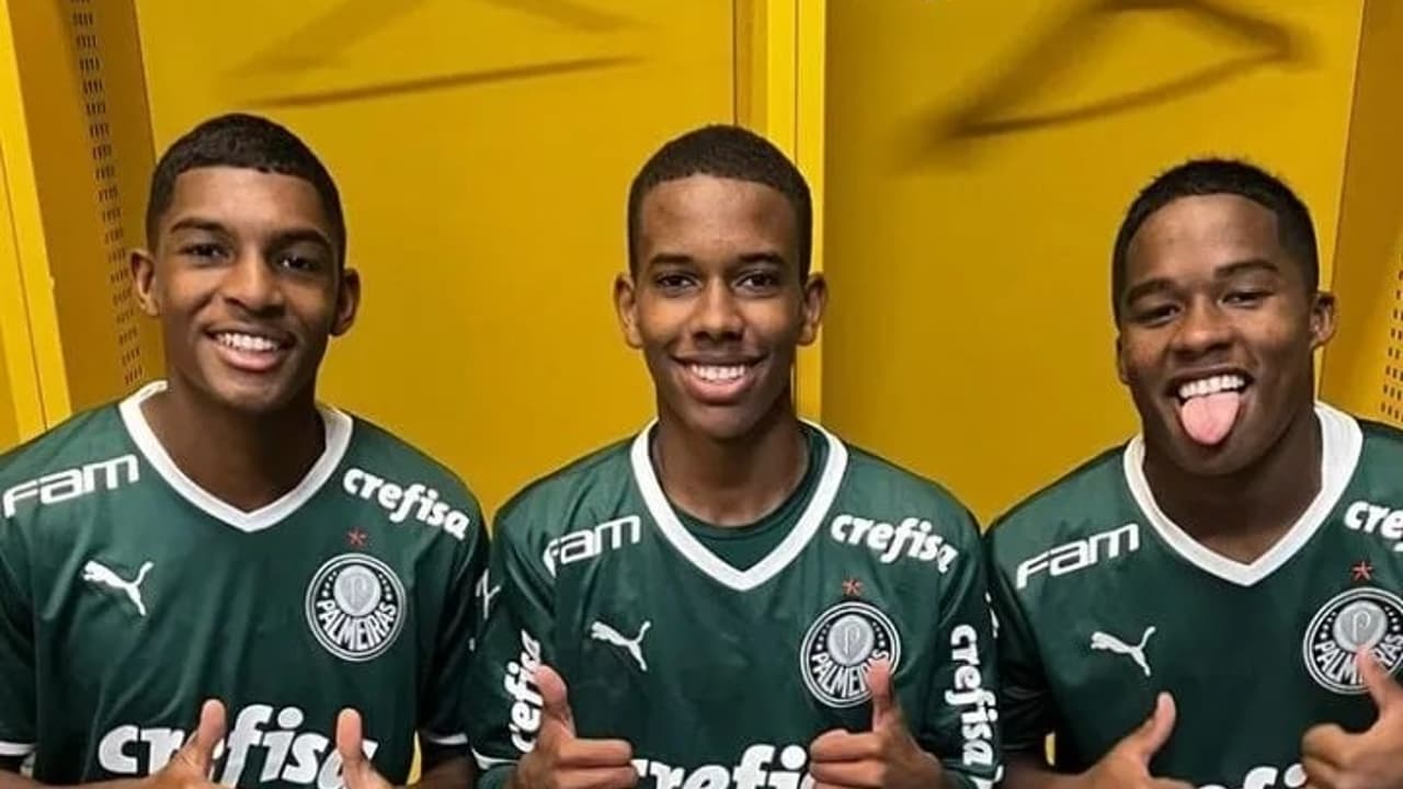 Depois de Endrick, Palmeiras pode faturar R$ 520 milhões com Estêvão e Luis Guilherme