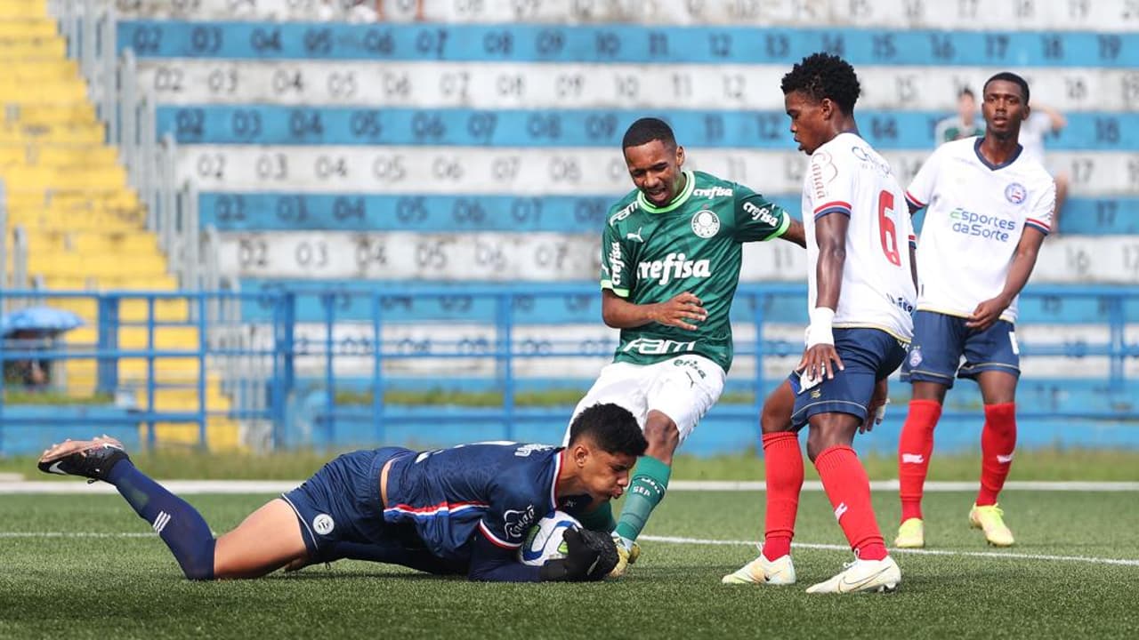 O Palmeiras estreou com vitória sobre o Bahia no Brasileirão Sub-20.