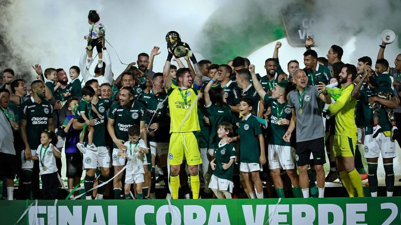 Goiás quer usar o troféu da Copa Verde para se desenvolver no Brasileirão