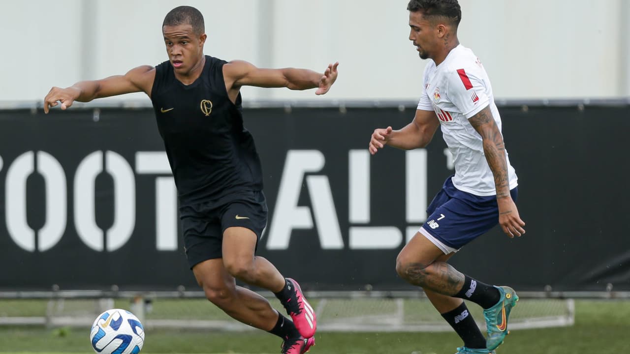 Joia da base mudou a partida, e o Corinthians goleou o RB Bragantino II no jogo-treino.