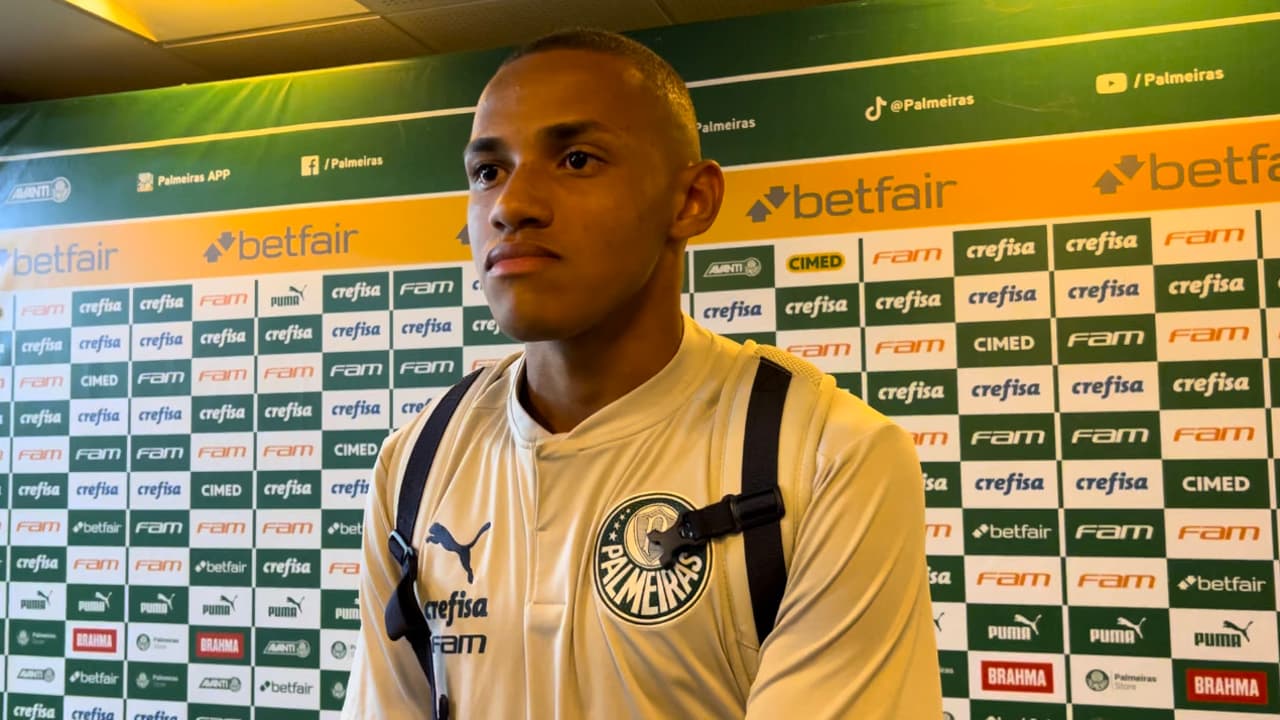 John John analisa sua partida de estreia no Palmeiras e prevê sua sequência como titular