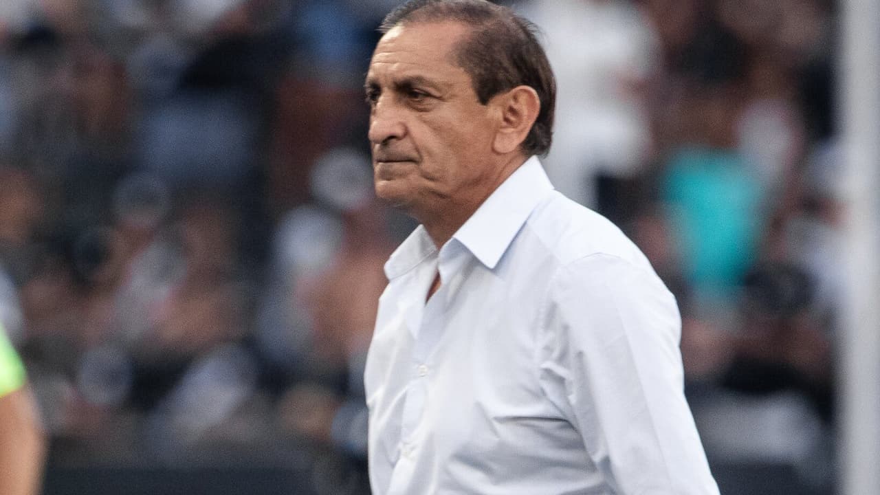 Vasco: Ramón Díaz é absolvido da expulsão contra o Bragantino pelo STJD