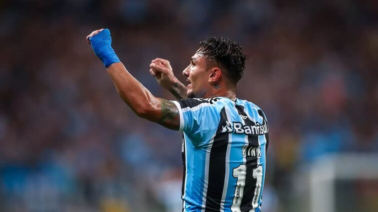 Atacante Vina se despede do Grêmio;   saiba mais