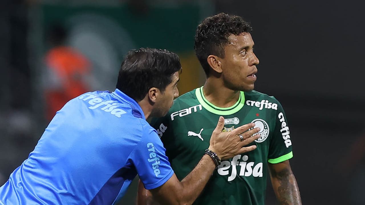 Em fim de contrato, Marcos Rocha tem futuro em aberto no Palmeiras