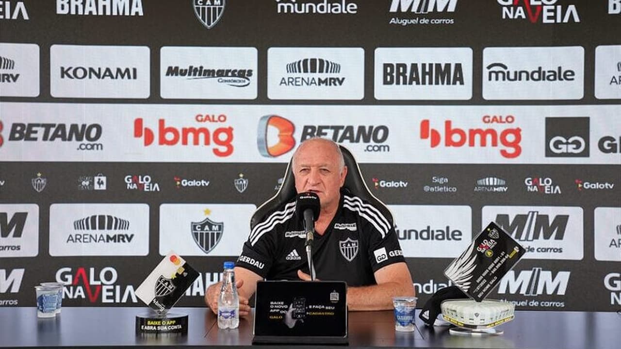 Felipão analisa o Atlético-MG no mercado: ‘Estou satisfeito com o elenco’