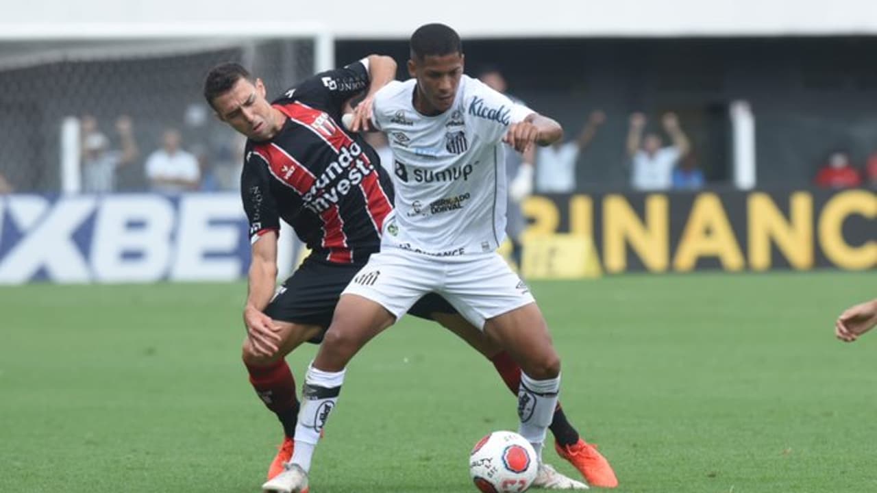 O Santos venceu apenas um dos últimos seis jogos contra o Botafogo-SP;   veja flashback