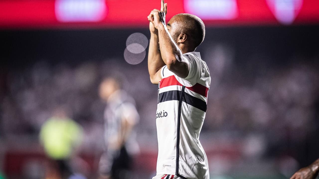 RELACIONADO: Lucas Moura é o herói da classificação do São Paulo