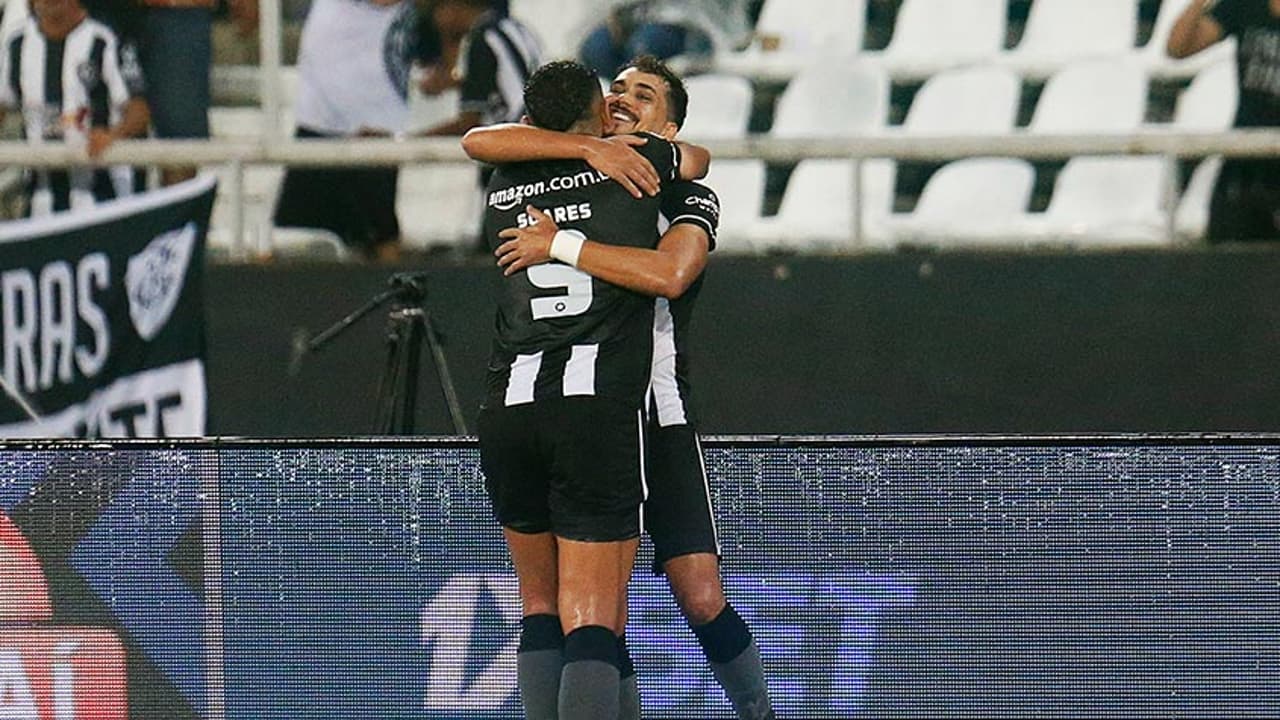 Noite de Eduardo, Botafogo vence São Paulo na primeira rodada do Campeonato Brasileiro