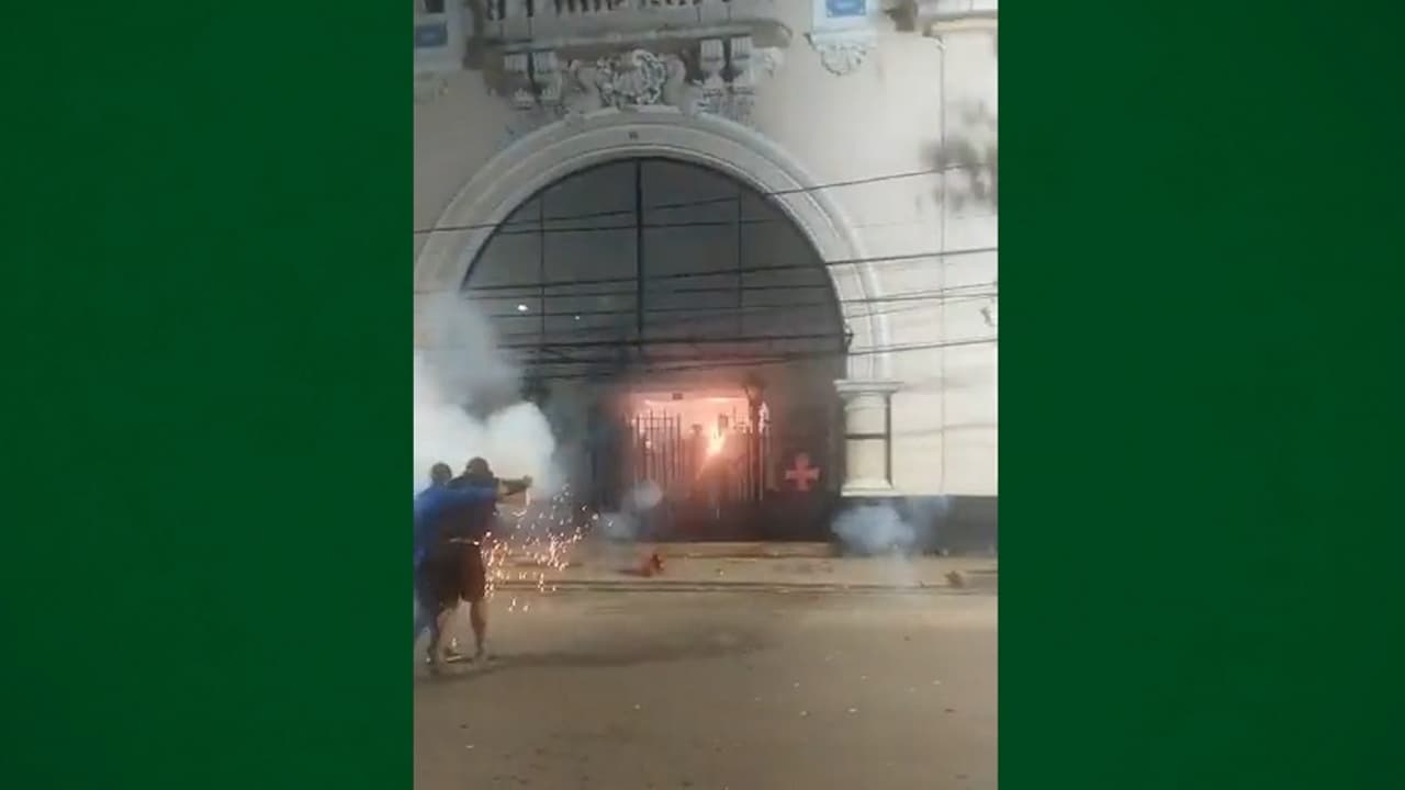 Questão do Vasco sobre o repúdio aos ataques cometidos em São Januário após a derrota do Flamengo.