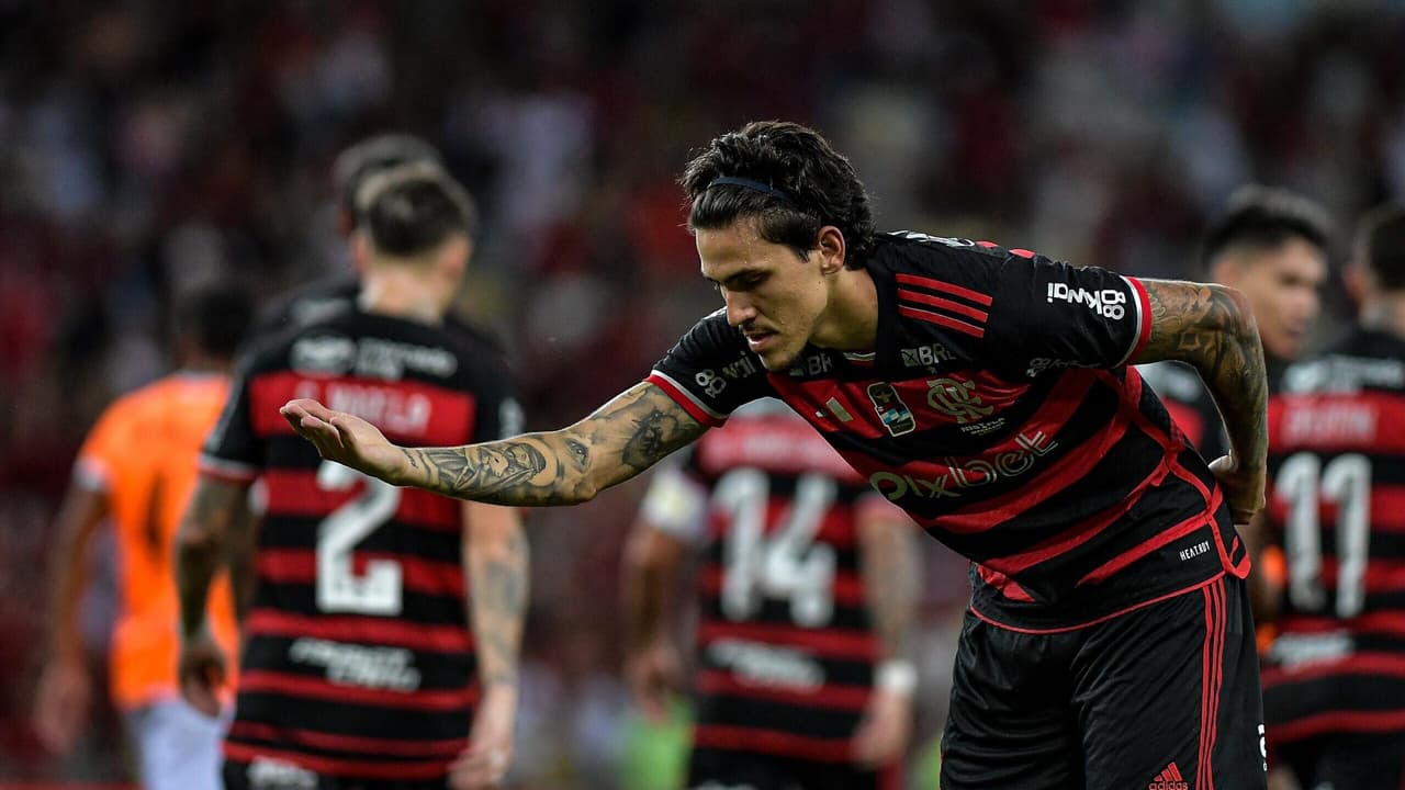 Com exibição de Pedro, Flamengo vence Nova Iguaçu e coloca as mãos no troféu Carioca