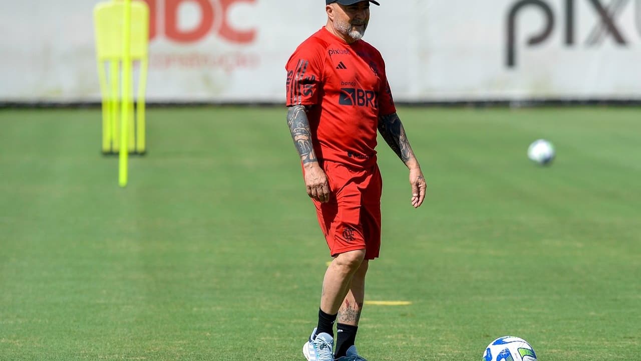 Flamengo: A metodologia e o treinamento de Sampaoli impressionaram em sua primeira semana no clube.