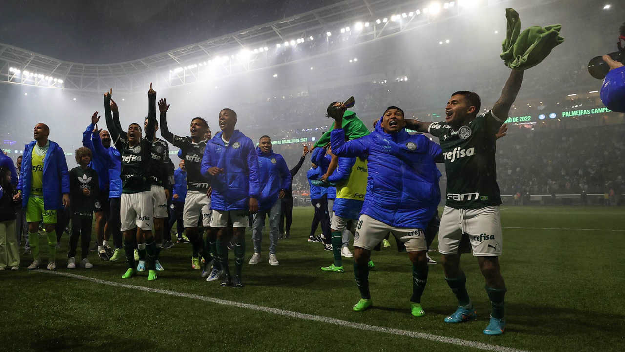 Palmeiras garantiu o campeonato com derrota em São Paulo: relembre as partidas que Textor chama de abuso