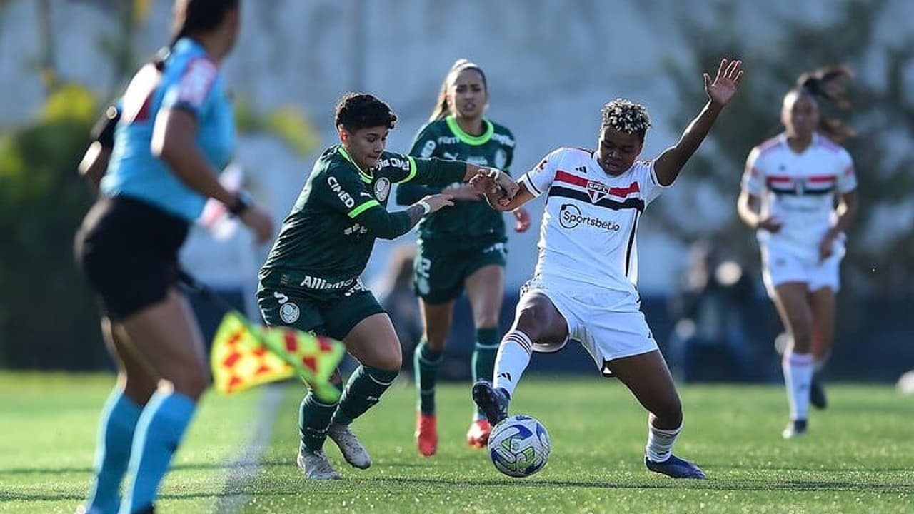 São Paulo e Palmeiras empatam no primeiro jogo das quartas de final do Brasileiro feminino graças ao gol ‘apagado’