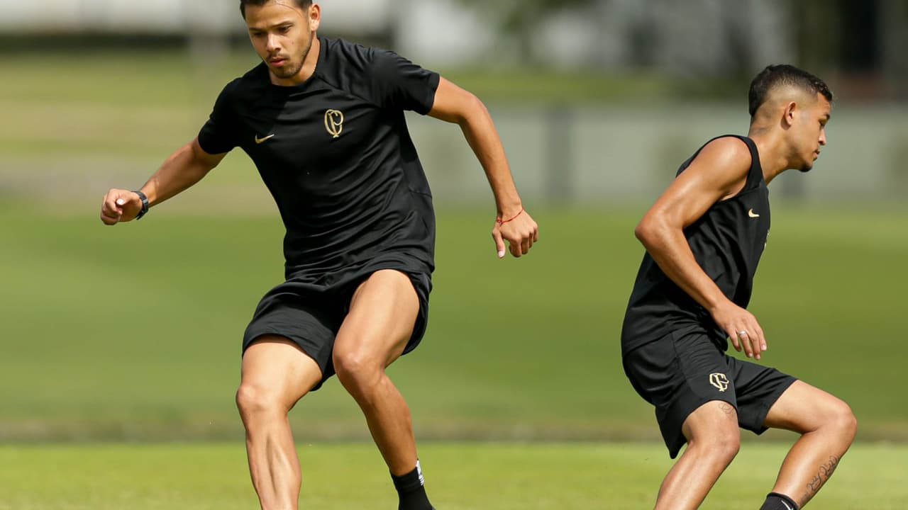 Sem os titulares, Corinthians começou a se preparar para enfrentar os Juniores da Argentina