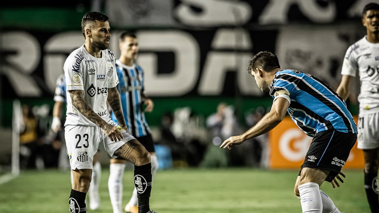 VÍDEO: Destaques da vitória do Grêmio sobre o Santos no Brasileirão