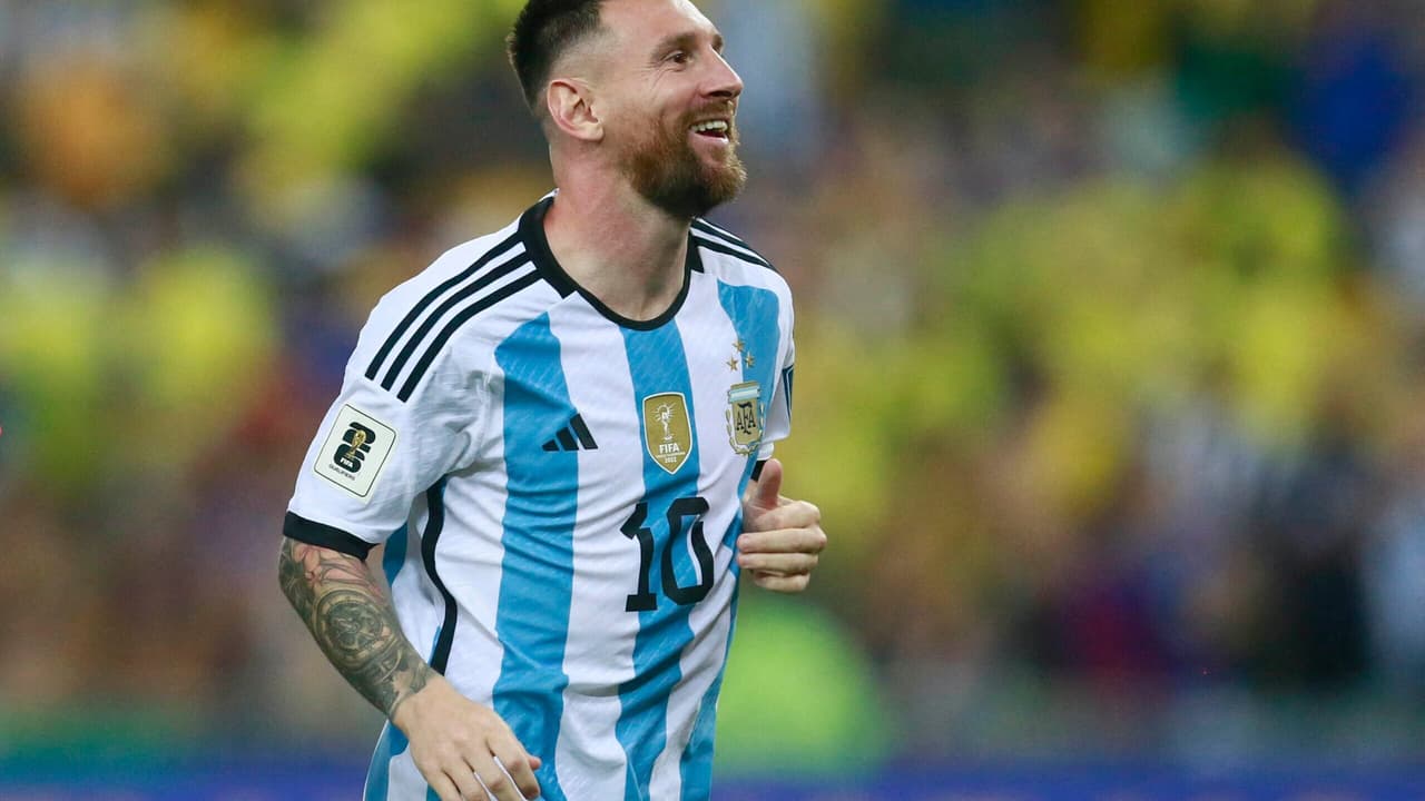 Entre vaias e aplausos, saiba como foi a última passagem de Messi pela Argentina no Brasil