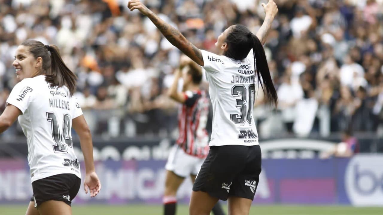 Corinthians vence São Paulo e conquista o Paulistão Feminino