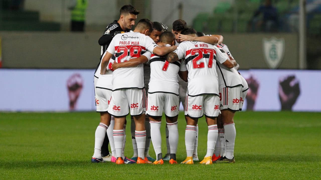 NOTAS: São Paulo falhou na final e perdeu para o Cruzeiro sem acertar chute a gol