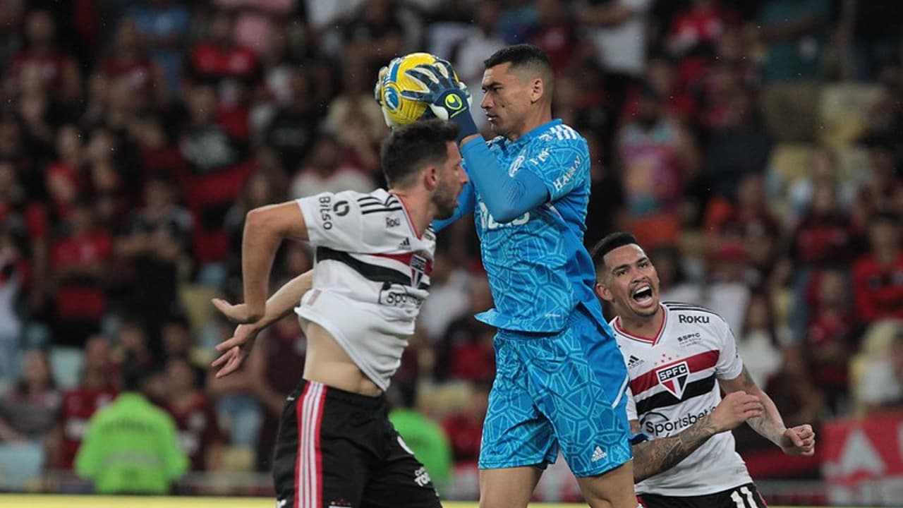 Cidade boa?   Nada para o São Paulo: Tricolor não vence no Rio no Brasileirão desde 2020