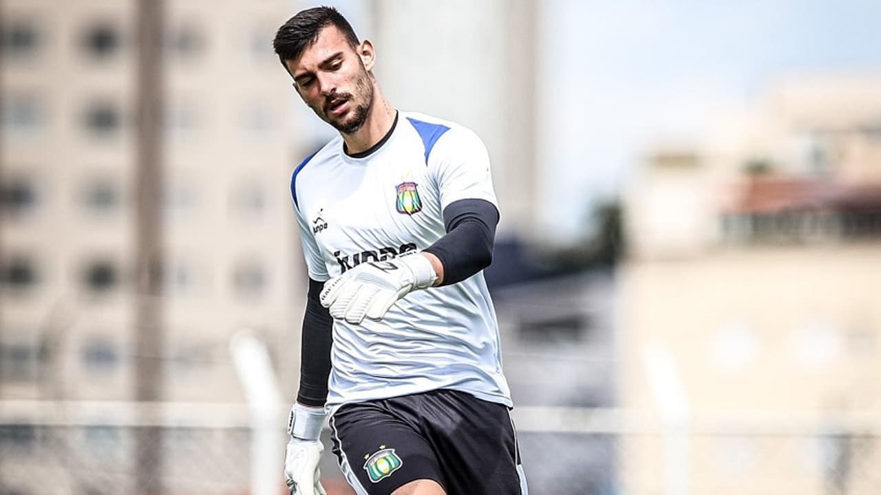 O goleiro Arthur Motta acredita na recuperação do São Caetano na A2 do Paulistão