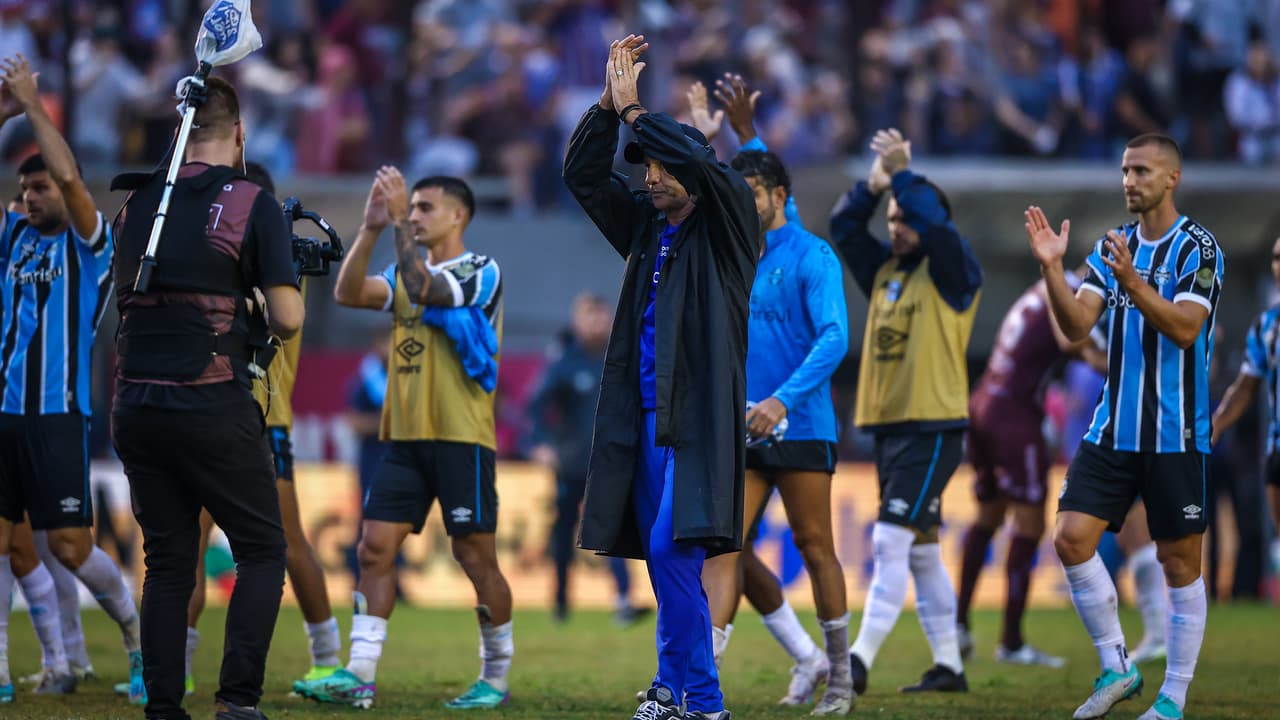 Grêmio enfrenta o campeão nacional e o auge de um grupo complicado na Libertadores