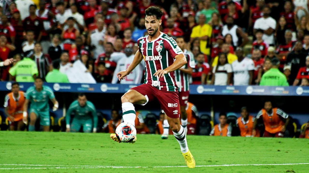 Martinelli está em dúvida para o primeiro jogo do Fluminense na Libertadores após saída chorosa do Flamengo