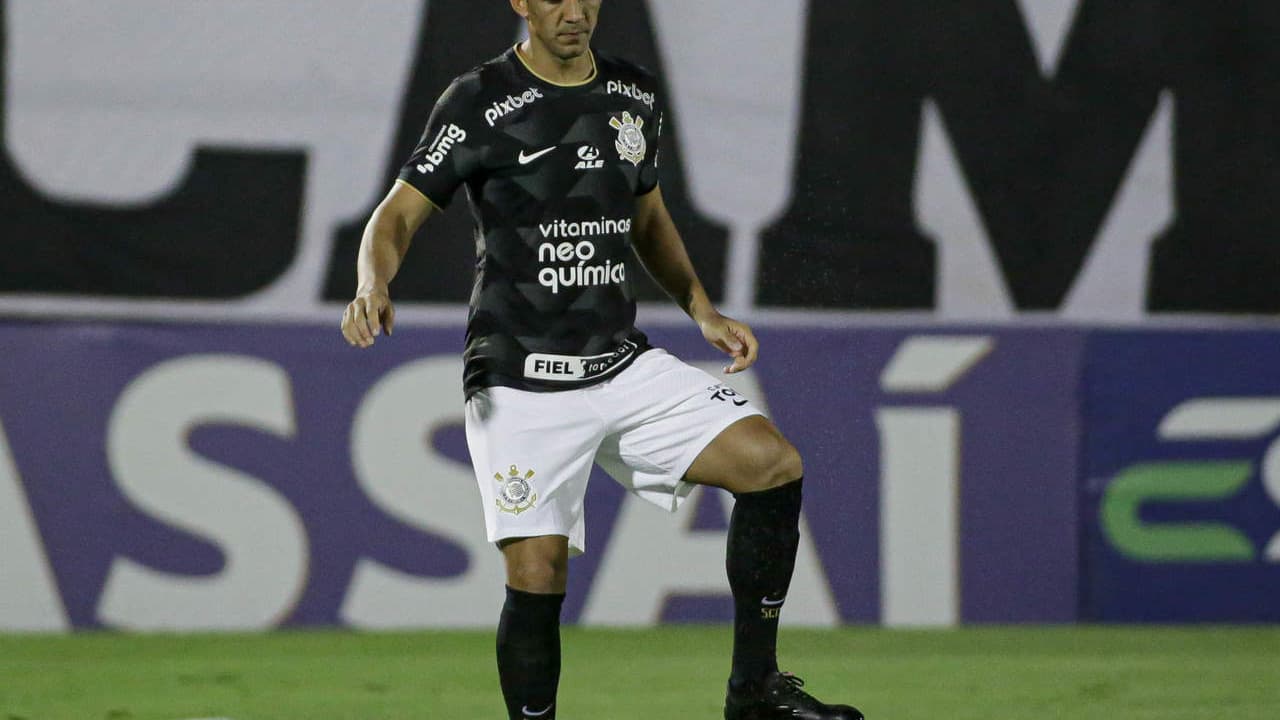 Com o Corinthians rebaixado, Balbuena foi convocado para amistoso contra a seleção paraguaia