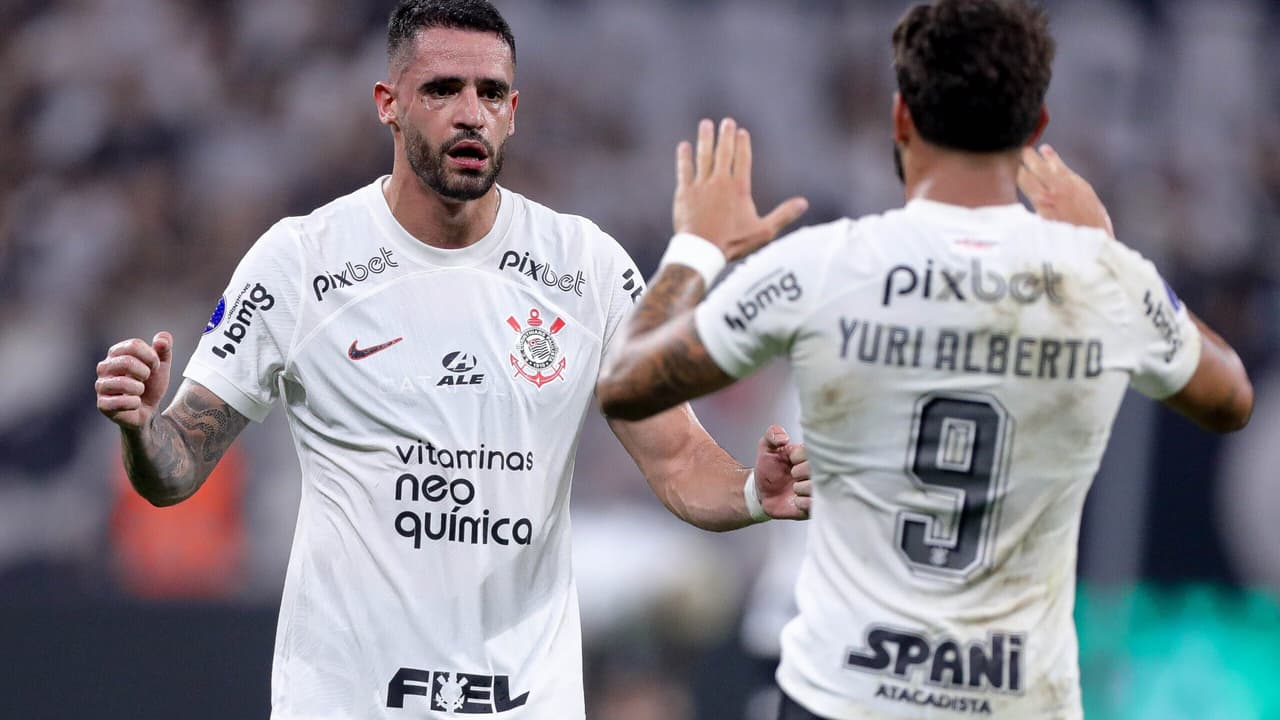 Corinthians é uma ameaça no Brasileirão e pode ajudar o rival na briga pelo título