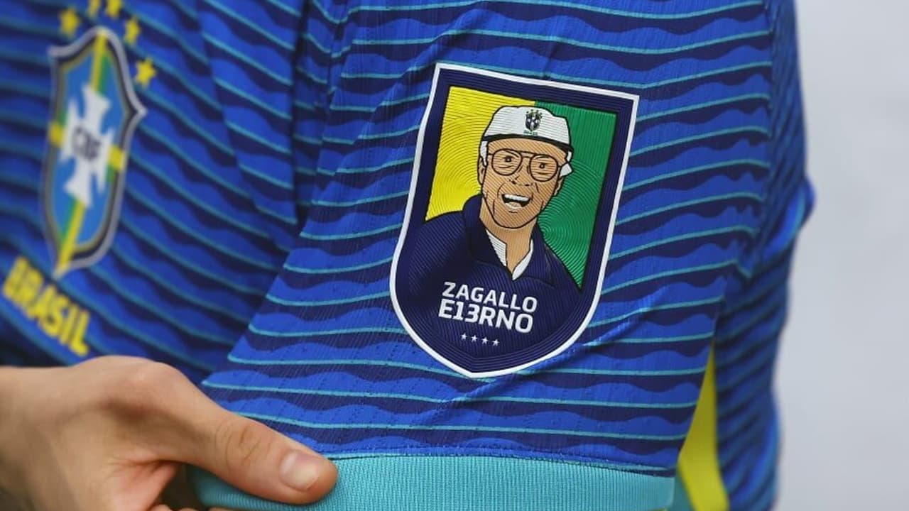 Seleção homenageia Zagallo com patch na camisa: 'Eterno'