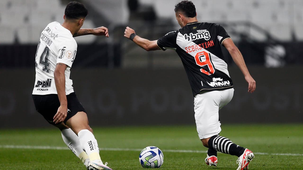 O Corinthians defendeu seu tabu em Itaquera com uma vitória que levou o Vasco ao último lugar do Brasileirão.  veja os resultados