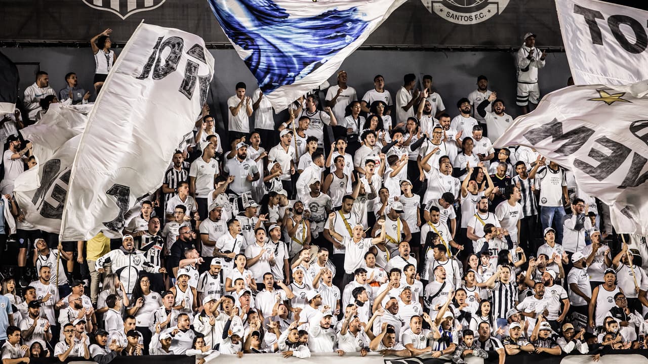 Santos anunciou treino aberto à torcida antes do confronto decisivo com o Vasco