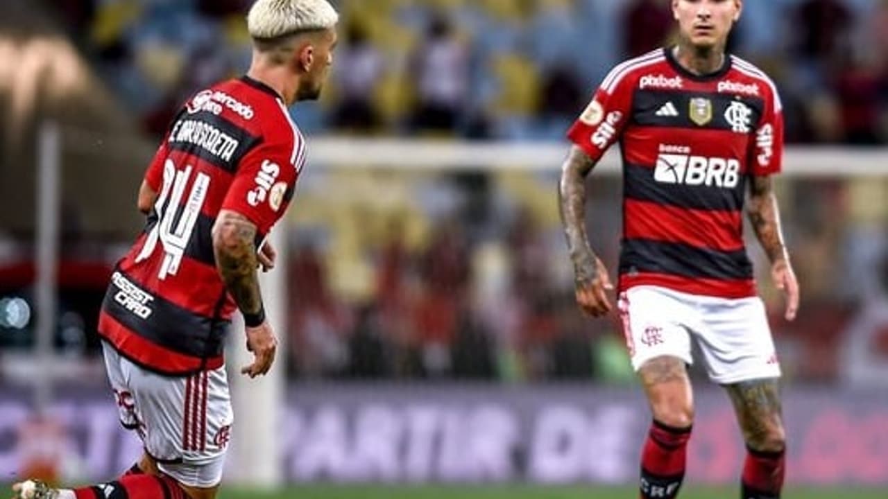 Diretoria do Flamengo planeja renovar integrante do time