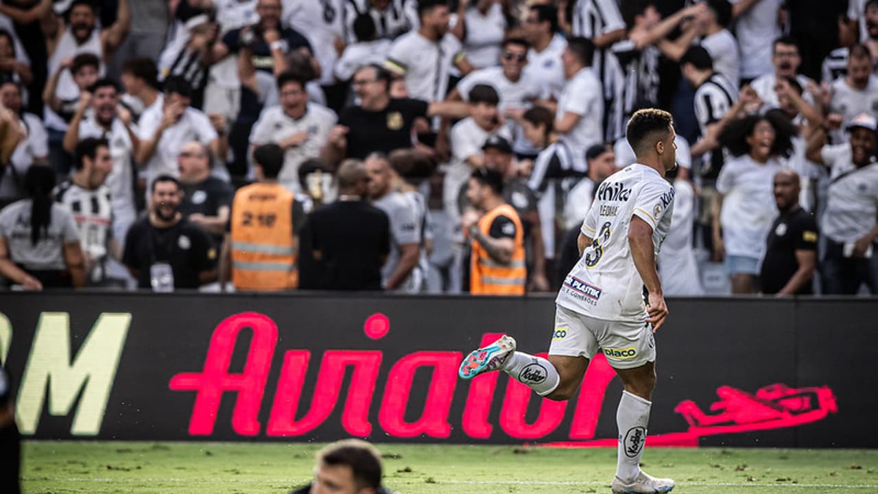 Para satisfazer o desejo!   Garçom Soteldo entra e lidera a reviravolta do Santos sobre o Grêmio no Brasileirão