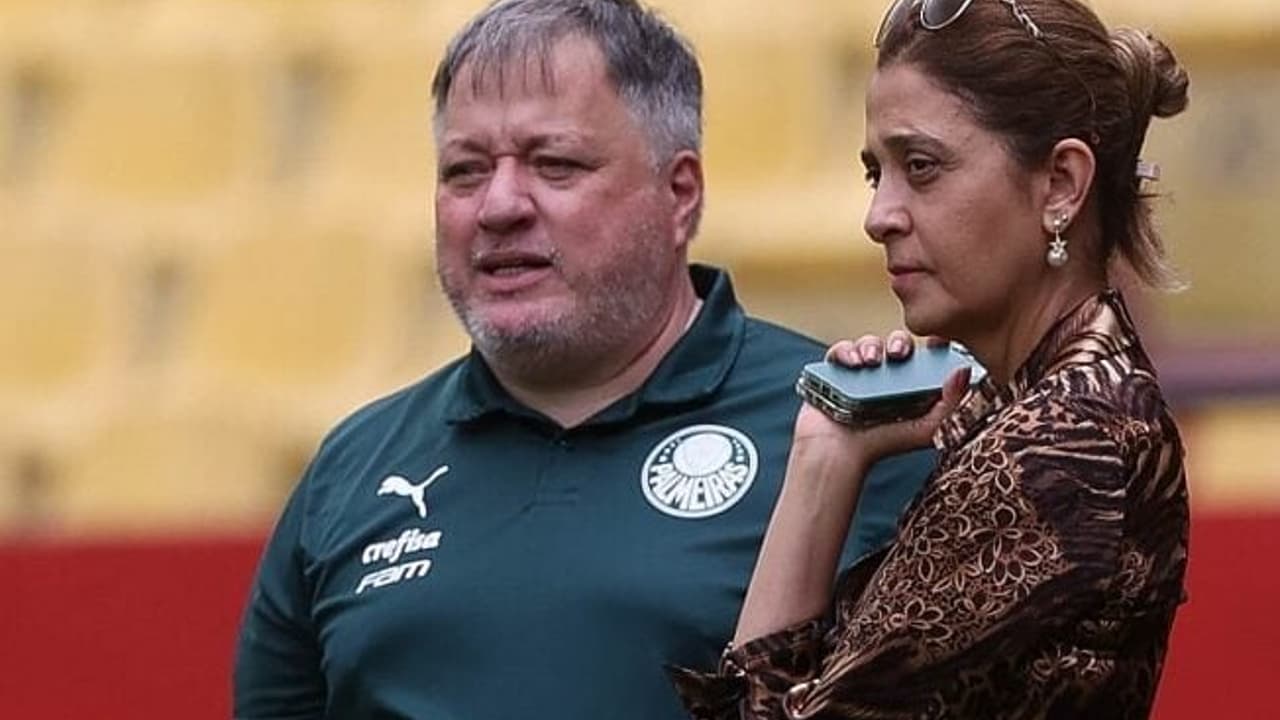 Insatisfeitos com a plataforma do time, os torcedores do Palmeiras deixaram o time e se concentraram em criticar a diretoria.