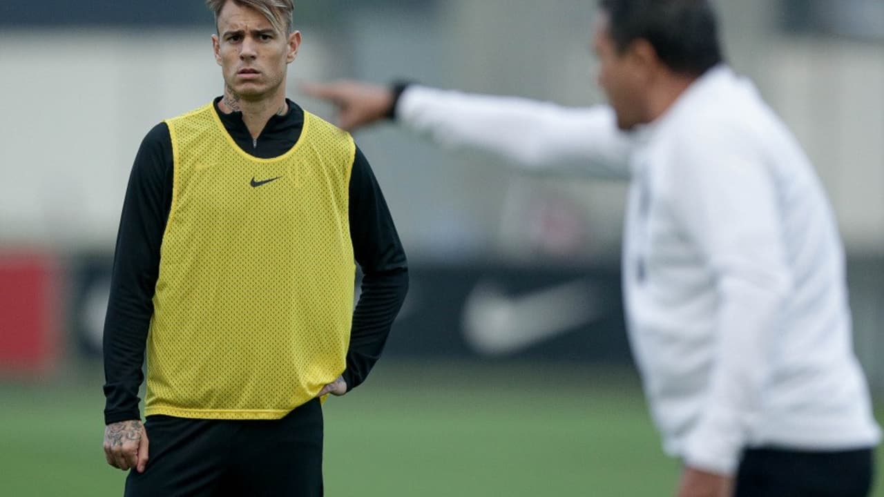 Bahia x Corinthians: onde assistir ao vivo, horários e escalações do jogo do Brasil de hoje