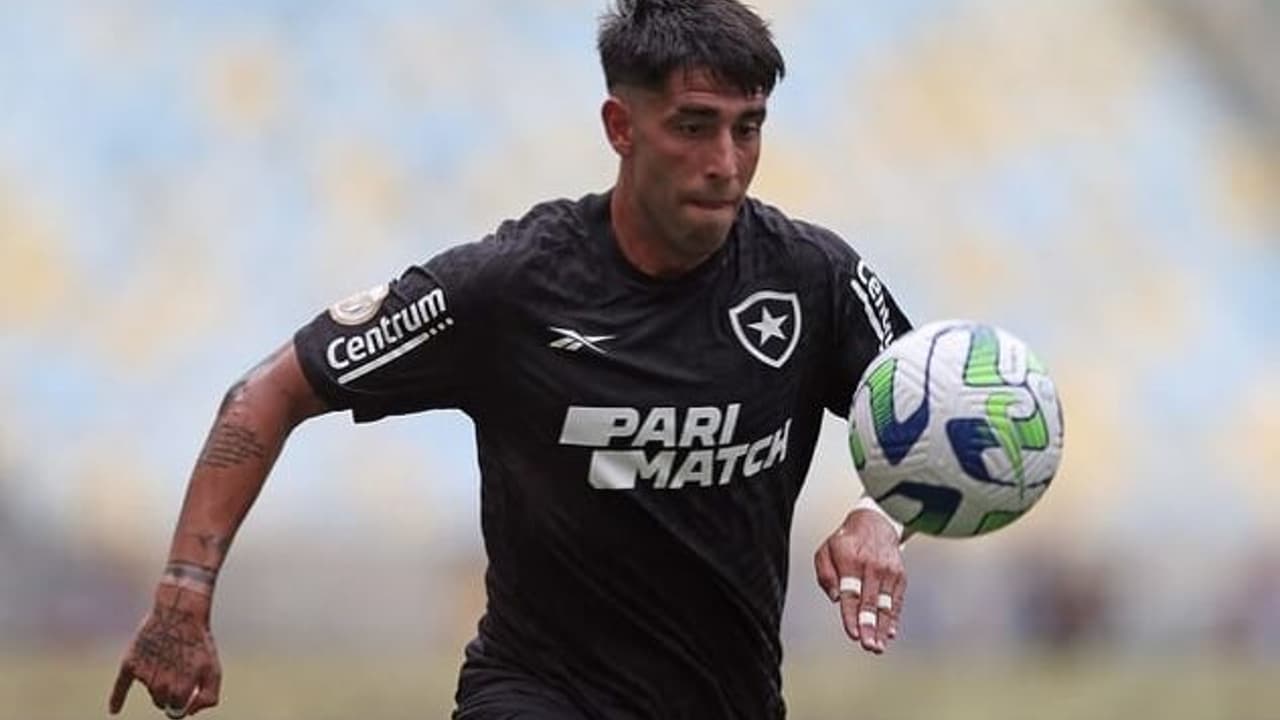 Com mais uma chance, Di Plácido lutará para retomar sequência no Botafogo