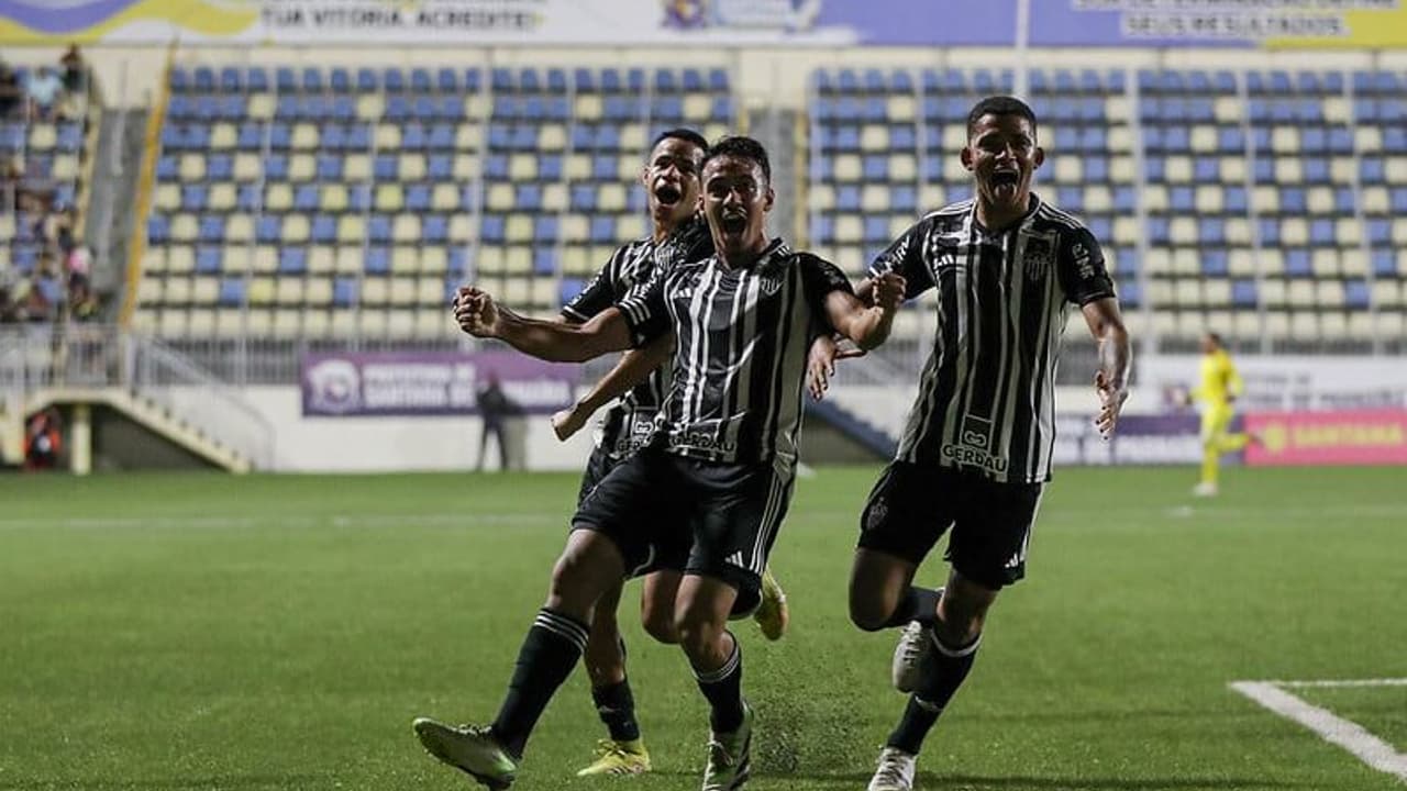 O Atlético-MG venceu o Floresta e está de volta à segunda divisão da Copinha dos Campeões.