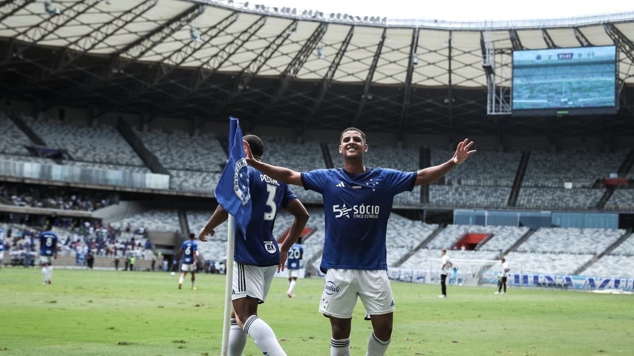 Com o título da Copa do Brasil no currículo, prospecto sub-20 do Cruzeiro treina com o elenco principal