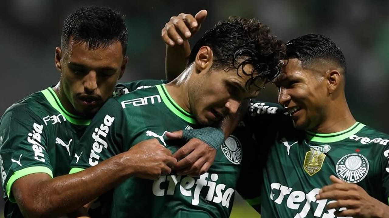 Palmeiras começa o mês no peso pesado e enfrenta uma ‘final’ atrás da outra