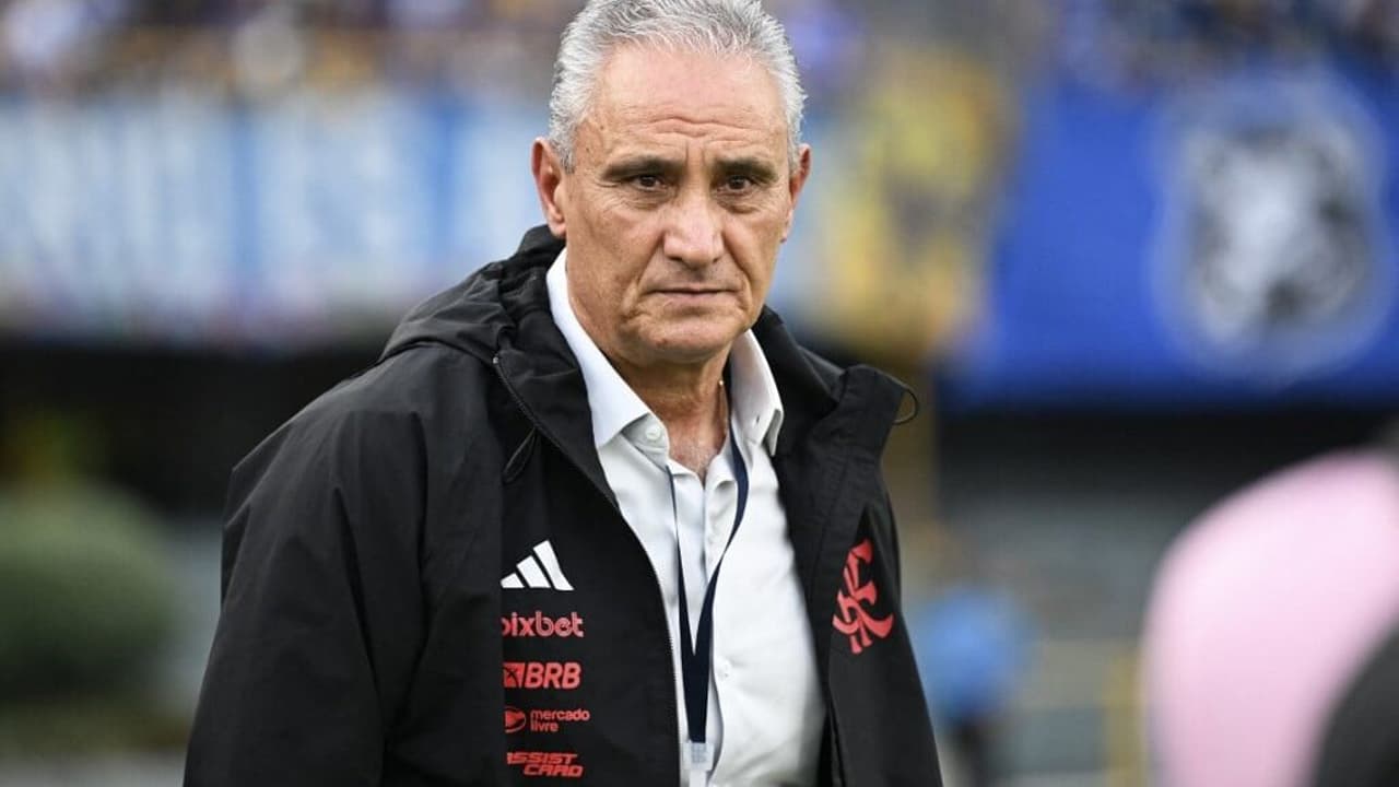 Web critica relação de Tite com jogador do Flamengo: 'Só somam quando apertam o calo'