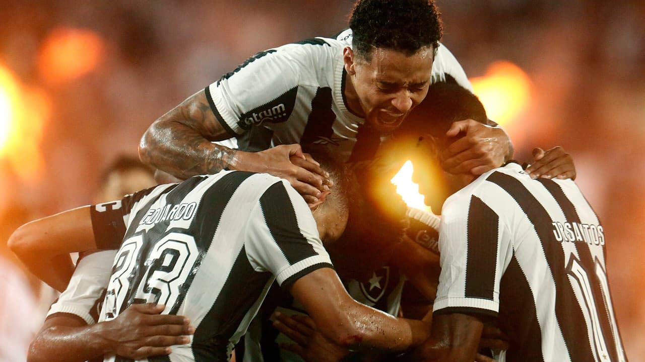 Botafogo vence o Vitória com time misto e é titular na terceira fase da Copa do Brasil