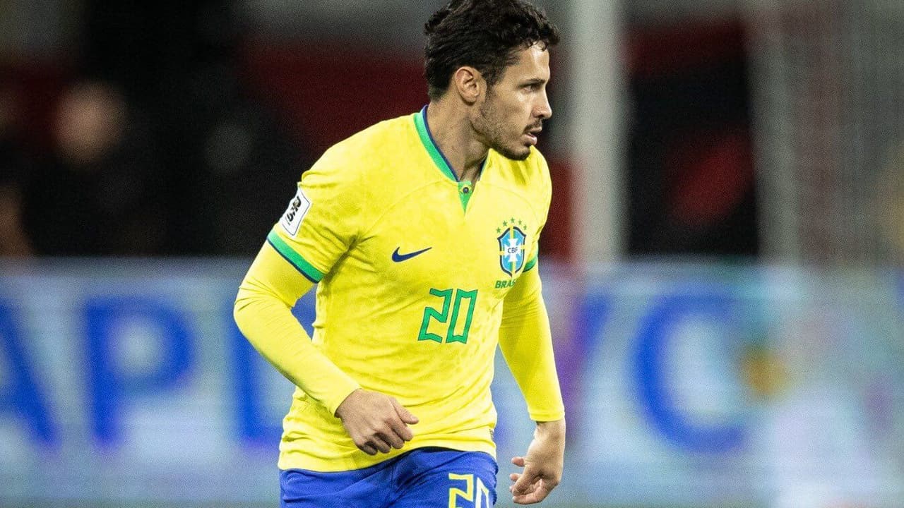 Raphael Veiga, do Palmeiras, foi convocado para a Seleção Brasileira