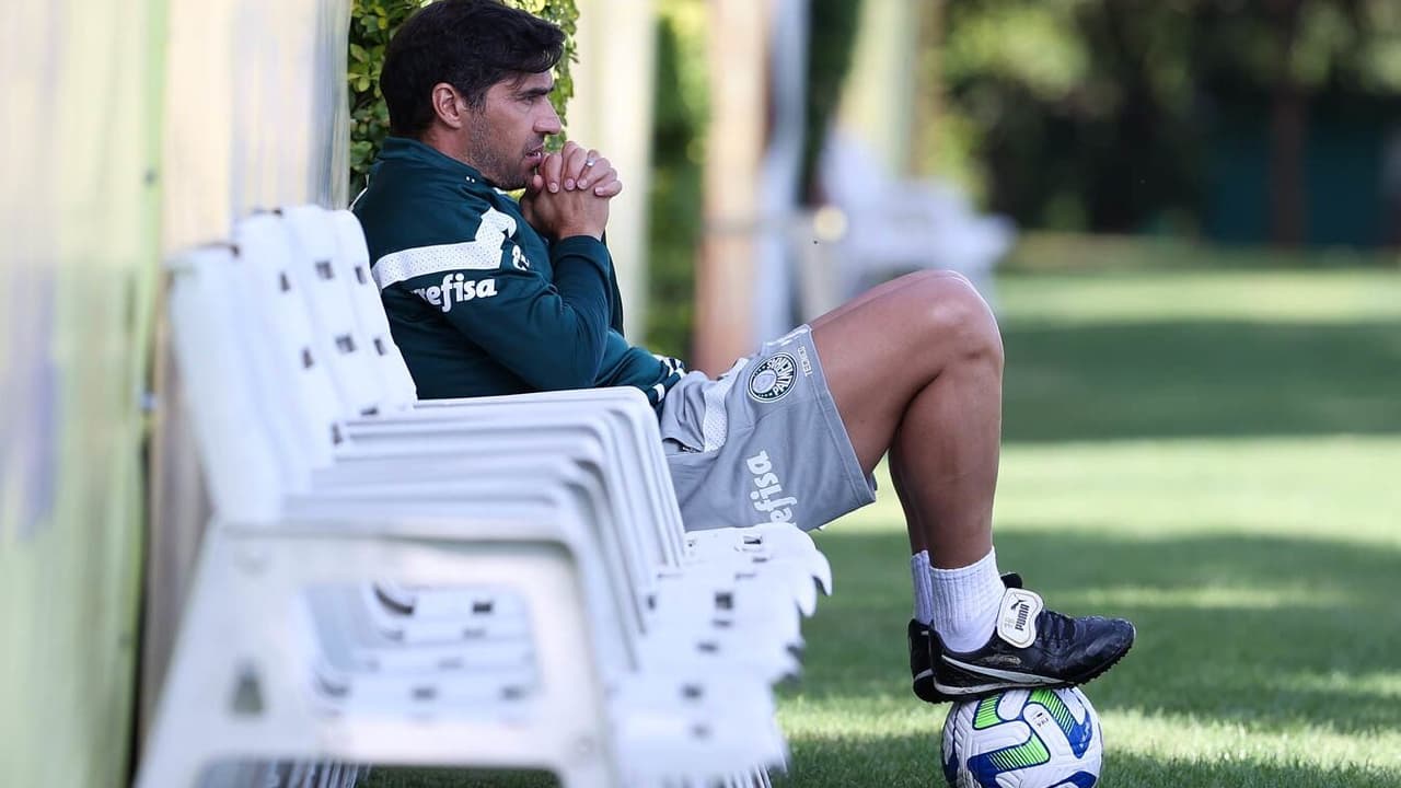 Forçado a vencer, Abel Ferreira completa 200 partidas como técnico do Palmeiras