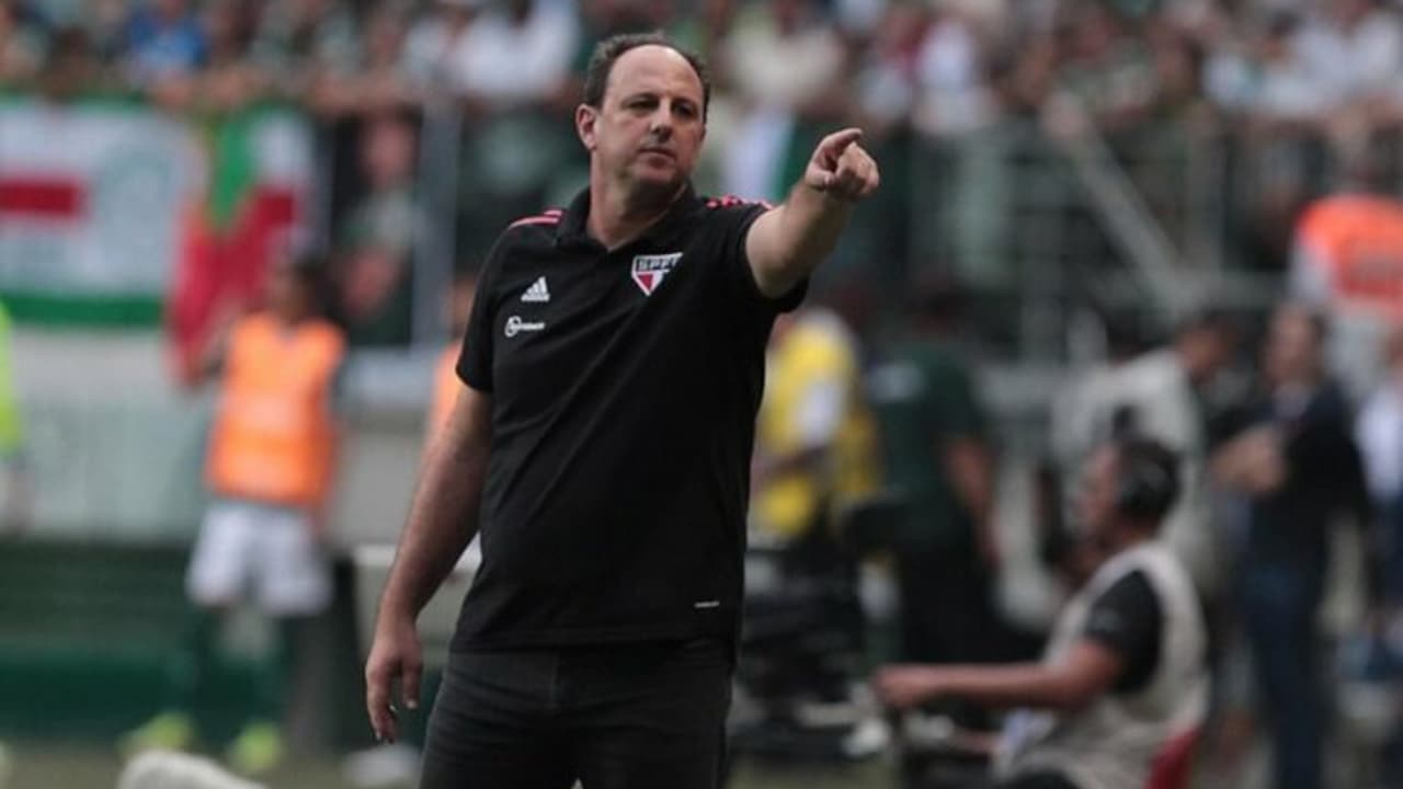 São Paulo pagará três salários a Rogério Ceni como pena de demissão;   férias e 13º milionário completo