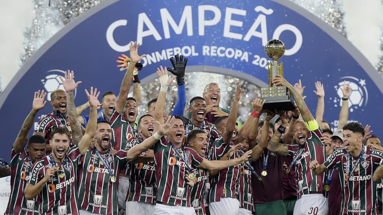 O melhor jogador, decepções, reforços... Torcedores opinam sobre início de 2024 para o Fluminense